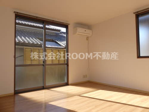 フォーレス若葉の居間・リビング