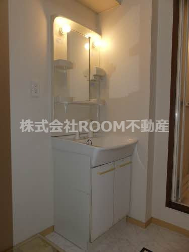 フォーレス若葉の洗面所