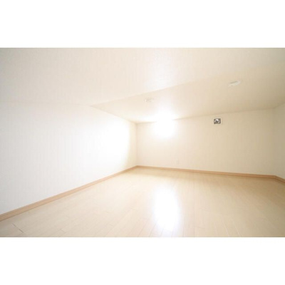 【洋室】 | Ｌｕｎａ　Ｐａｒｋ　Ｈｏｒｉｋｉｒｉ