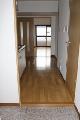 【玄関】 | エタンシャンラヴィーヌ