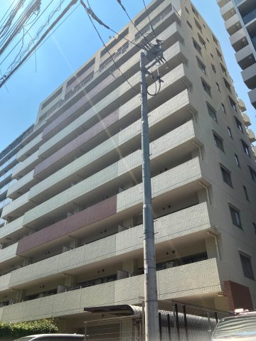 レヴィール川崎（川崎市川崎区小川町）の外観|新規内装リノベーション　2LDK+S　2005年2月築　駅徒歩8分　買い物も通勤もスムーズ　令和2年 大規模修繕工事実施済　フラット35利用可　オートロック付　ペット飼育可　角部屋　
