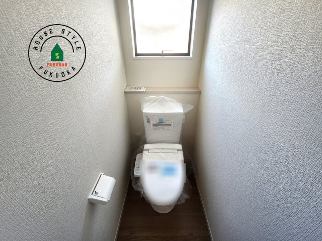 福岡市中央区笹丘1丁目第3-3棟（2号棟）のトイレ|温水洗浄便座を完備しております。2ヶ所にトイレがあるのは朝の慌ただしい時間も安心です。