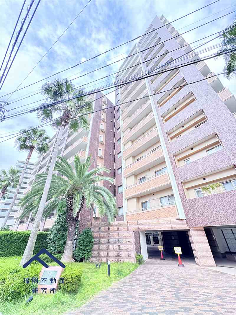 エバーライフパセオ博多南センターコートの外観