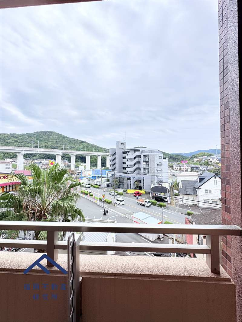 エバーライフパセオ博多南センターコートの展望