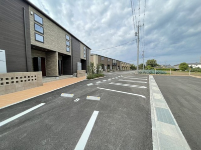 【駐車場】 | コンフィーエⅢ