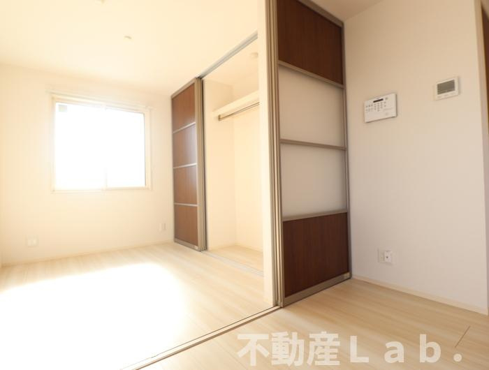 グランカーサはません　A棟の居間・リビング