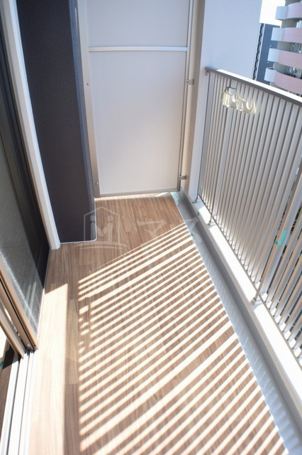 エステムコート阿波座プレミアムのバルコニー