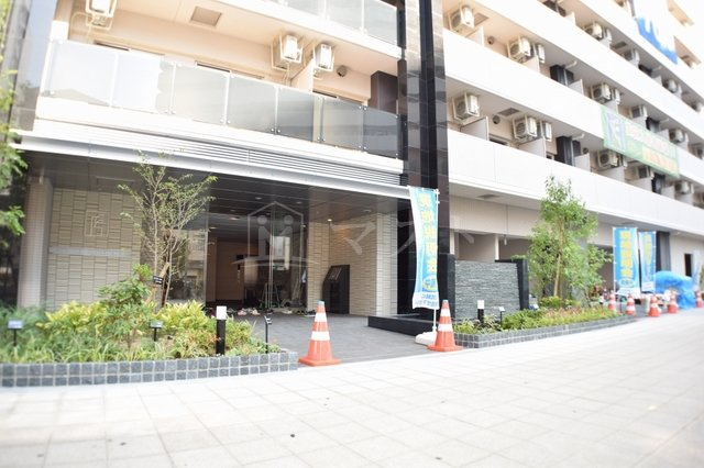 エステムコート阿波座プレミアムのロビー