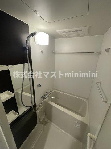 エステムコート阿波座プレミアムの浴室