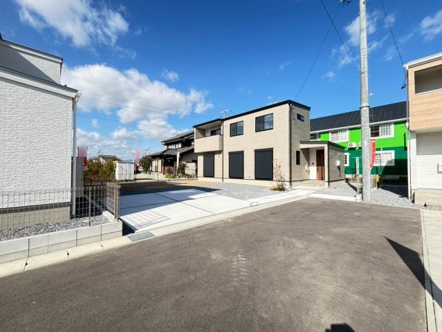 ダイマルタウン　瑞穂市古橋第22　全３区画分譲の前面道路含む現地写真|■前面道路　■ヤマダ不動産　株式会社リライフ　
■夢のマイホーム購入をフルサポートします！