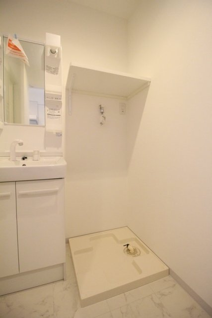 豊島区南長崎５丁目の賃貸マンションの洗面所