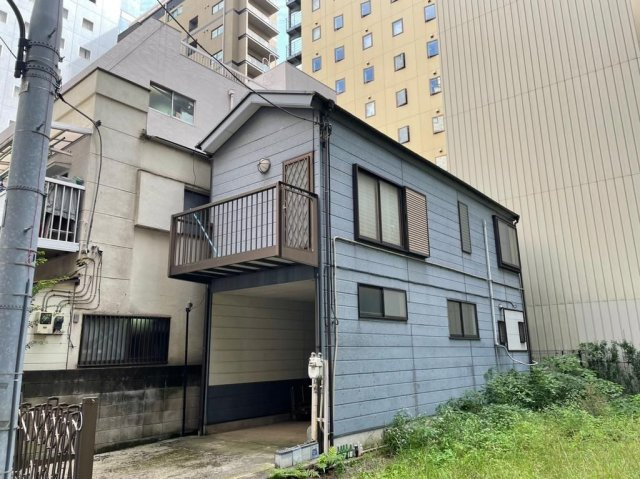 新宿区西新宿３丁目の店舗