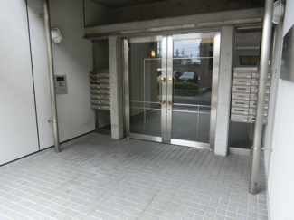 【エントランス】