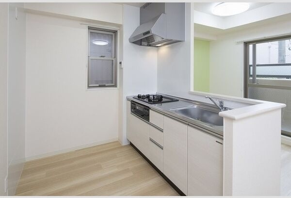 ソレアードⅥのキッチン