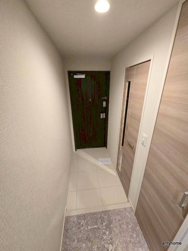 IBC Residence West　仲介手数料無料の玄関