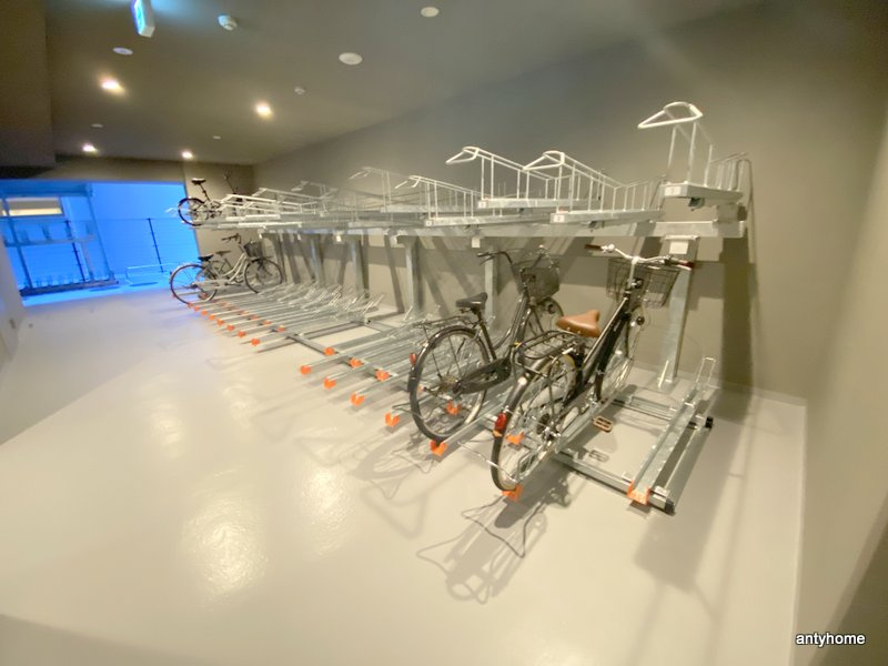 IBC Residence West　仲介手数料無料の駐車場