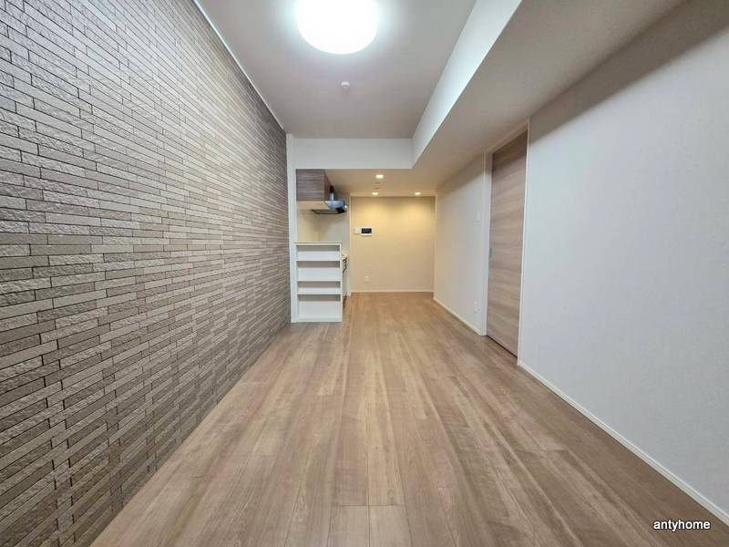 IBC Residence West　仲介手数料無料の居間・リビング
