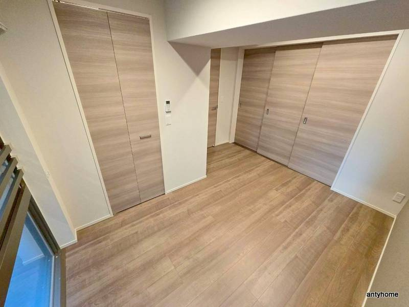 IBC Residence West　仲介手数料無料の洋室