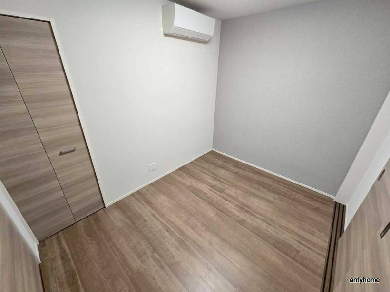 IBC Residence West　仲介手数料無料の寝室