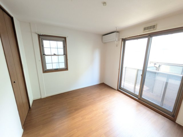 エルメゾンMの寝室|※別号室の参考写真です。