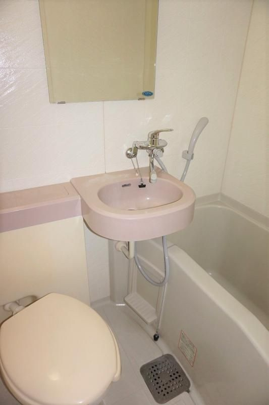 ダイニチ館31(F-031)の浴室