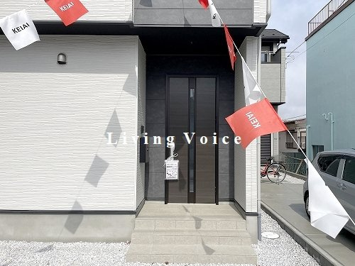 【玄関】 | 【仲介手数料０円】座間市入谷東2期　新築一戸建て　2号棟　全2棟 | 座間市入谷東2期　新築一戸建て　全2棟