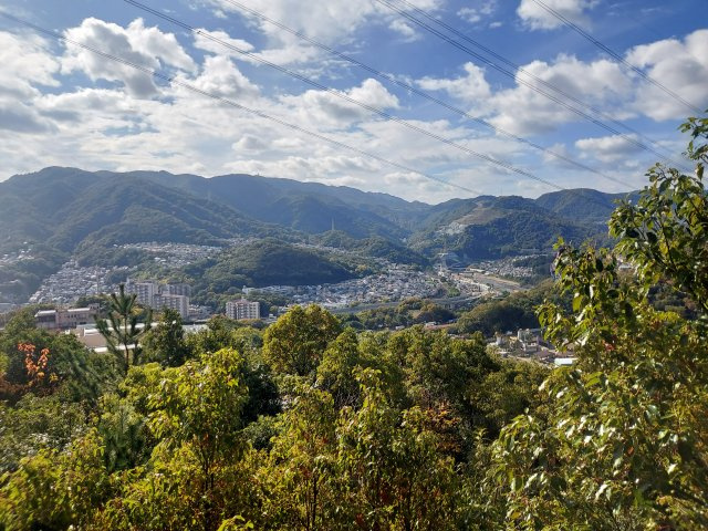 ラ・ビスタ宝塚ウエストウイング三番館の展望|洋室約5.6帖・6.7帖バルコニーからの眺望