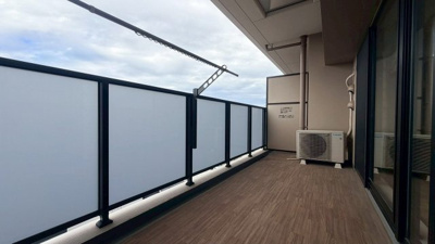 【バルコニー】 | リビオシティ三国ヶ丘 | ワイドバルコニーですので、洗濯物が干しやすそうですよ♪