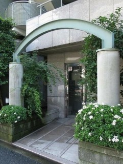 【エントランス】 | グレイスビル