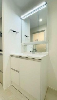 【独立洗面台】 | グレイスビル | 嬉しい独立洗面台付き。