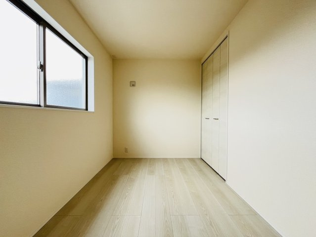 豊明市栄町大根1番838『仲介手数料無料』新築戸建ての洋室