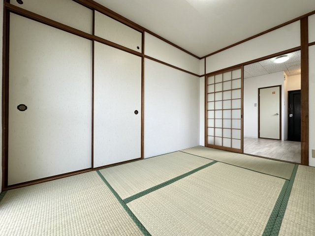 グランドハイツカワハラの和室