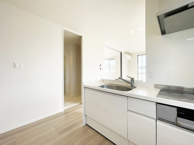 プロヌーブ沖洲　Ⅲ番館のキッチン