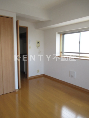 【居間・リビング】 | レジディア蒲田 | おしゃれな居間です