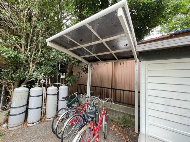 フレグランス幕張のエントランス