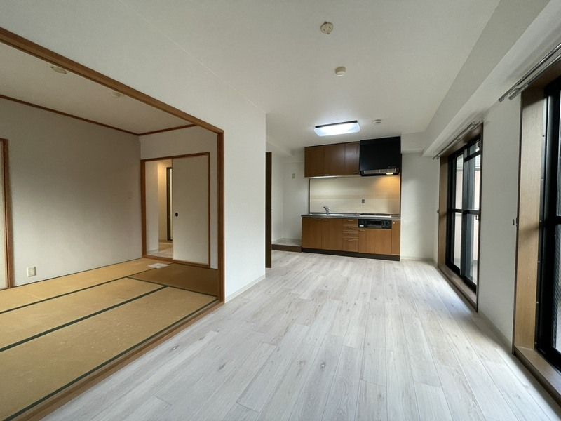 ゼハールト稲葉の居間・リビング