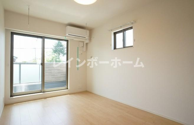 フレグランスⅡの居間・リビング