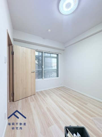 天神ロイアルハイツの洋室