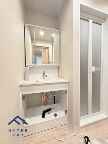 天神ロイアルハイツの独立洗面台