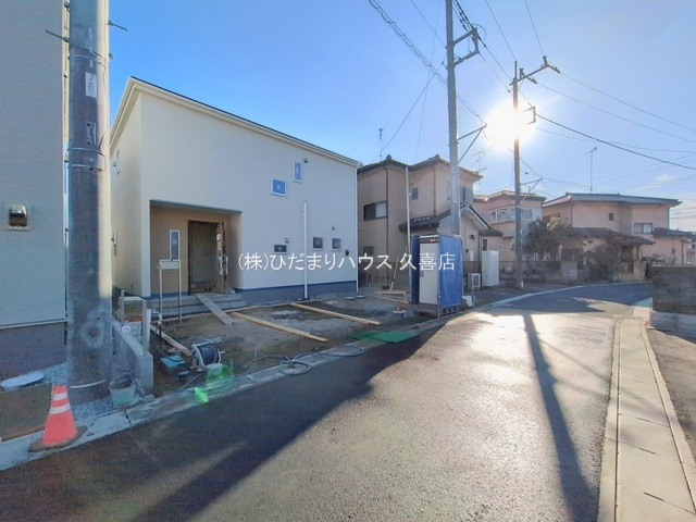 久喜栗橋東第2　新築一戸建て　04　リーブルガーデンの前面道路含む現地写真|2025/12/5　撮影