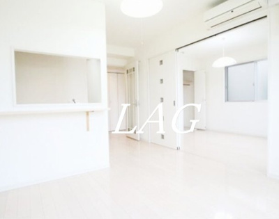 【居間・リビング】 | マリーナヒルズ | 洋室です。