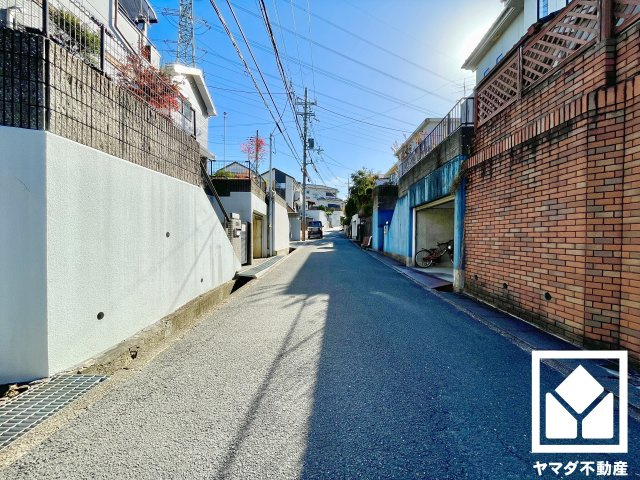 京田辺市大住平谷の前面道路含む現地写真