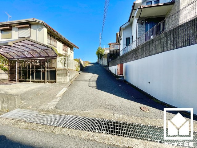 京田辺市大住平谷の前面道路含む現地写真