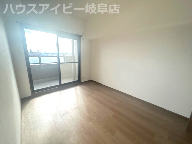 【洋室】の画像