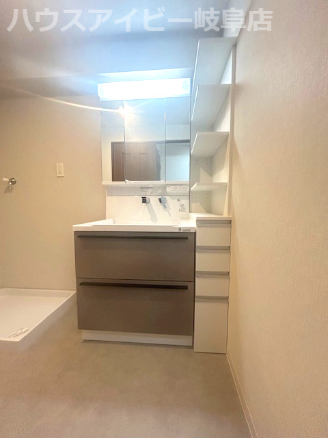 【独立洗面台】の画像