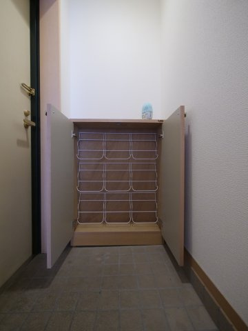 おぶりがーど今の玄関|※写真は別の部屋のものです。