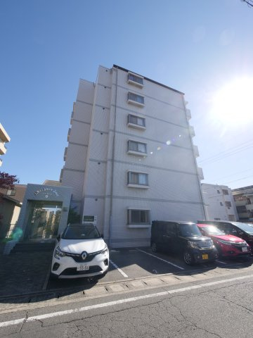 おぶりがーど今の駐車場