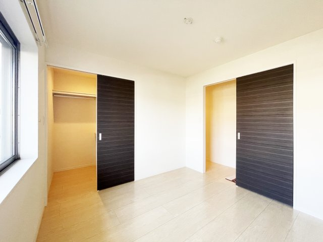 ローレルＲの居間・リビング