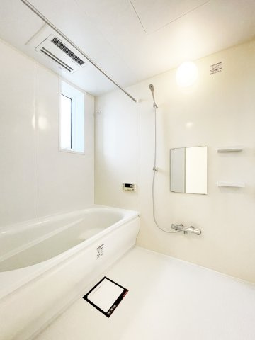 ローレルＲの浴室