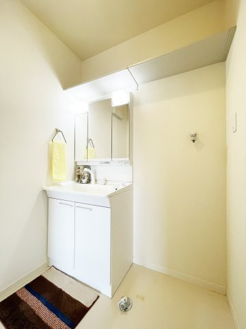 ローレルＲの洗面所